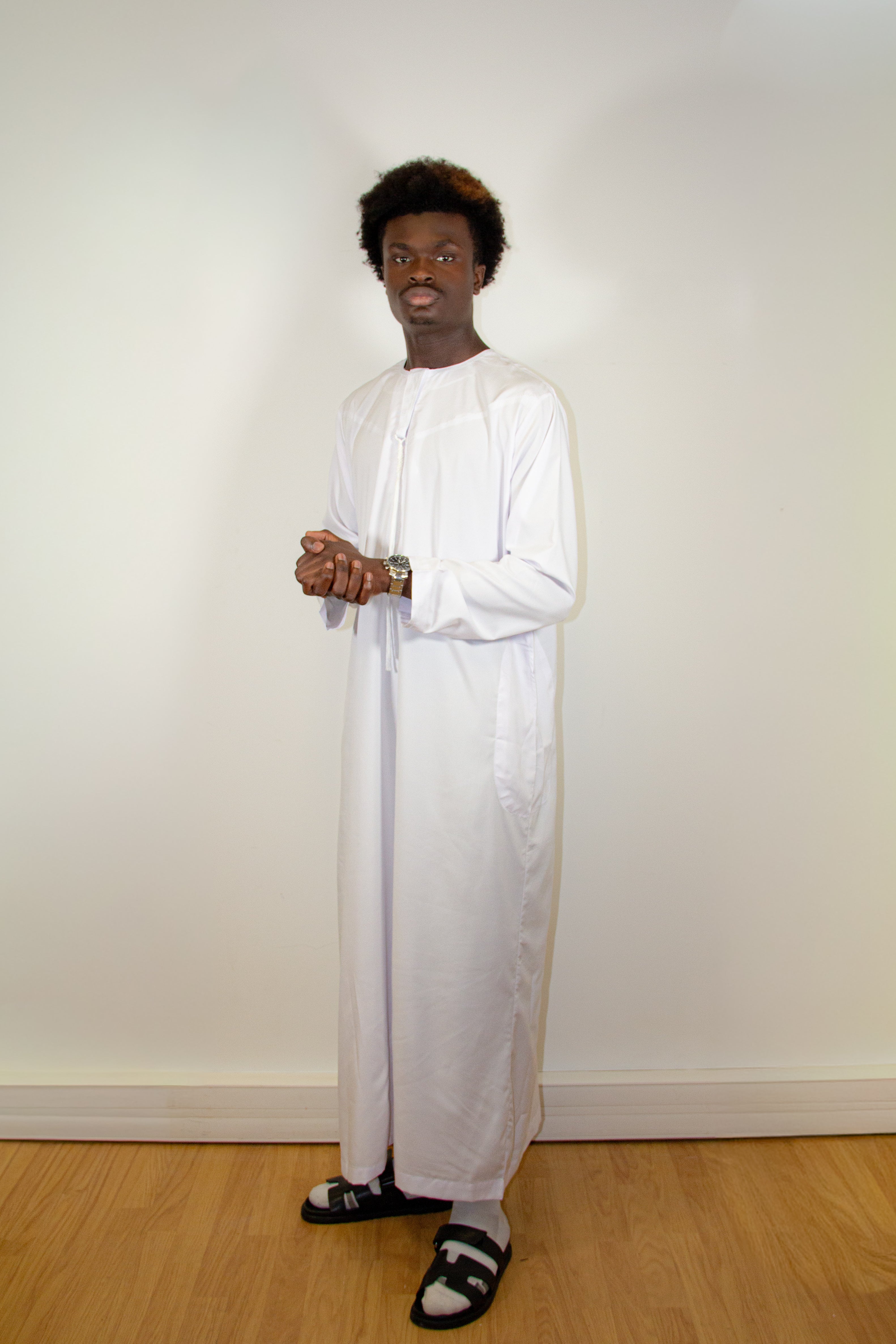 Qamis Samir ( Émirati )